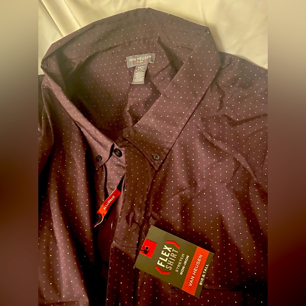 Men’s 4xl Van Heusen button up shirt.